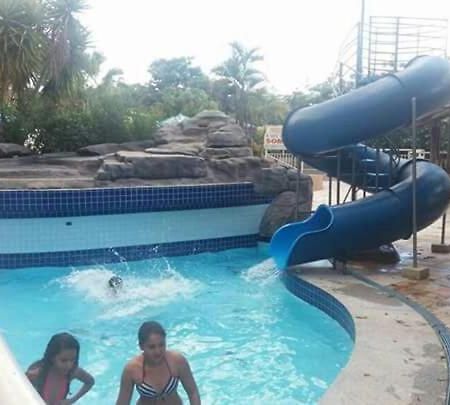 Ecologic Park Ap 2 Quartos Para 7 Pessoas 1Park Aquatico 10 Piscinas Termais 卡达斯诺瓦斯 外观 照片